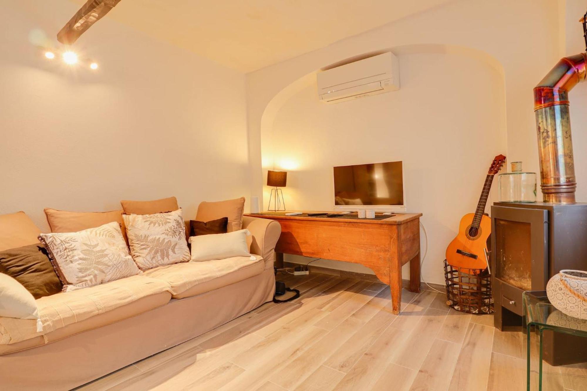 "La Petite Maisonnette" Au Calme, Proche Plage Menton Exterior photo